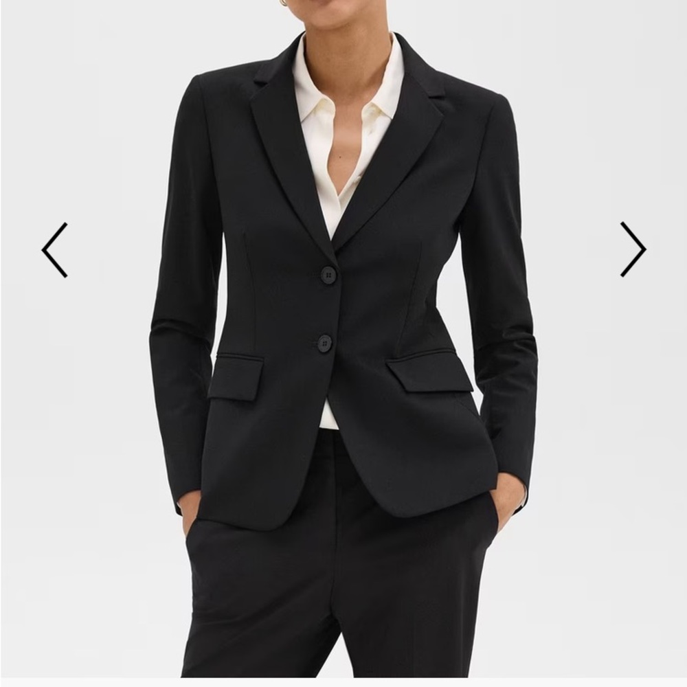 FLASH SALE Theory black Carissa wool blazer 4